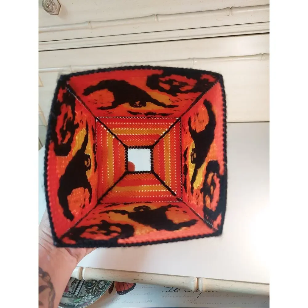 Vintage Handmade Needlepoint Tissue Box Holder Plastic Canvas Halloween Fall